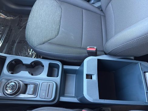 New 2025 Ford Maverick XL w/ Equipment Group 101A image 31