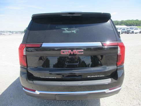 New 2026 GMC Yukon Elevation w/ Elevation Premium Package AWD/4WD image 5