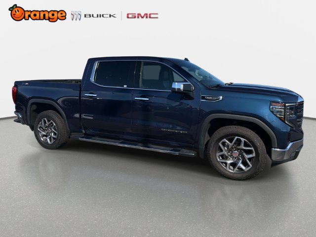 Used 2023 GMC Sierra 1500 SLT w/ SLT Premium Package AWD/4WD image 2