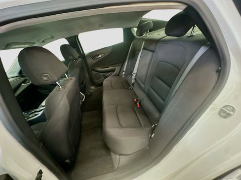 Used 2023 Chevrolet Malibu LT FWD image 29
