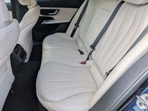 New 2026 Mercedes-Benz E 350 4MATIC Sedan image 15