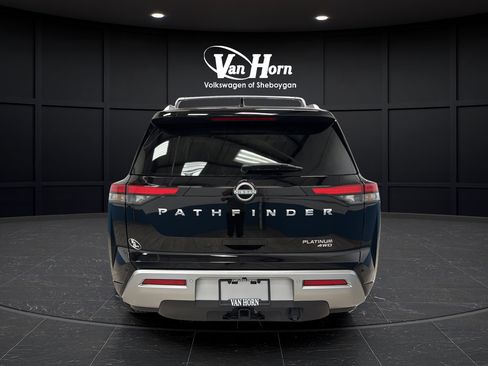 Used 2025 Nissan Pathfinder Platinum w/ Cargo Package AWD/4WD image 6