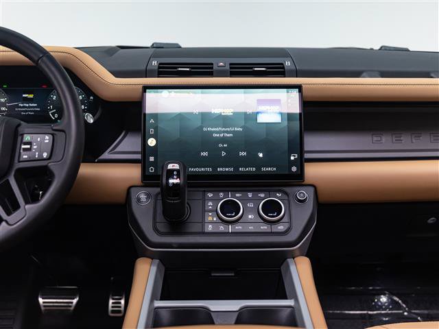 New 2026 Land Rover Defender 130 V8 AWD/4WD image 28