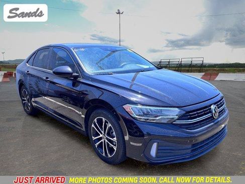 Used 2022 Volkswagen Jetta Sport FWD image 1