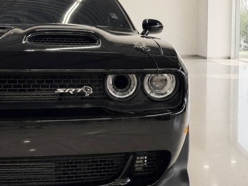 Used 2020 Dodge Challenger SRT Hellcat Redeye RWD image 9