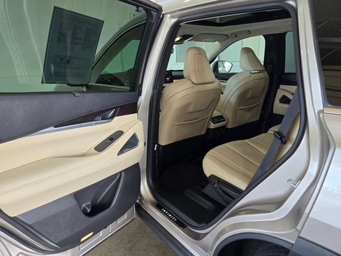 Used 2023 INFINITI QX60 Sensory w/ Vision Package AWD/4WD image 25