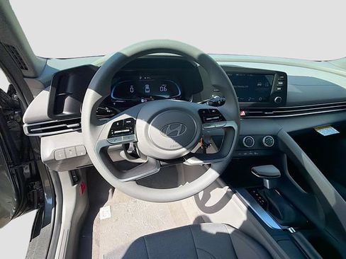 New 2026 Hyundai Elantra SE w/ Cargo Package FWD image 11