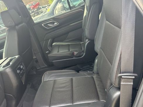 Used 2024 Chevrolet Tahoe High Country image 16
