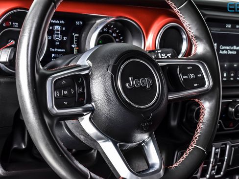 Used 2022 Jeep Wrangler Unlimited Rubicon w/ LED Lighting Group image 18