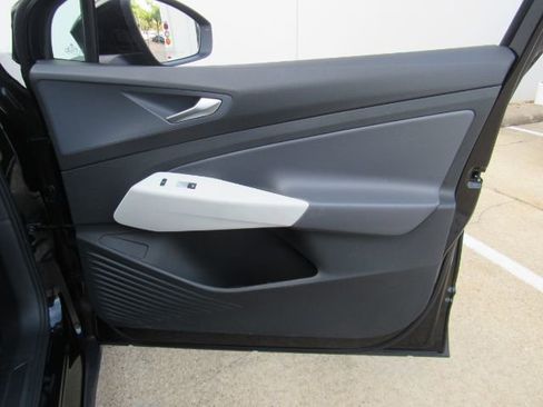 Used 2021 Volkswagen ID.4 1st Edition image 19