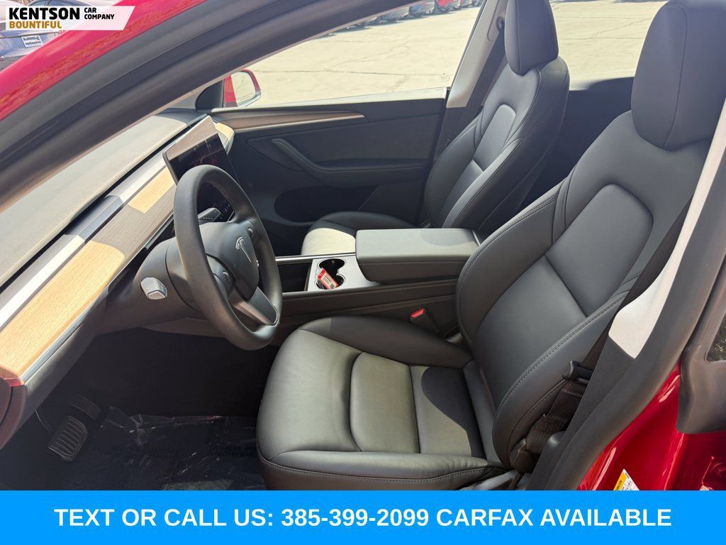 Used 2023 Tesla Model Y Long Range AWD/4WD image 23