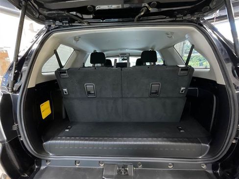 Used 2015 Toyota 4Runner SR5 RWD image 23