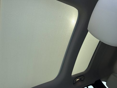 Certified 2022 Mercedes-Benz GLB 250 image 13
