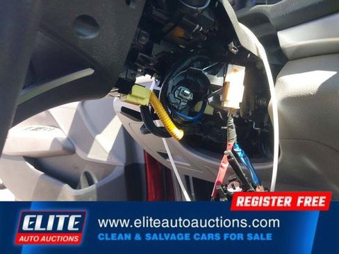 Used 2020 Hyundai Elantra SEL image 12