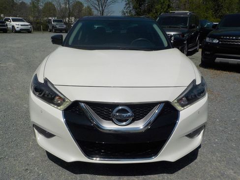 Used 2017 Nissan Maxima Platinum image 8