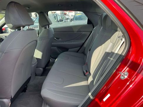 Certified 2023 Hyundai Elantra SEL image 12