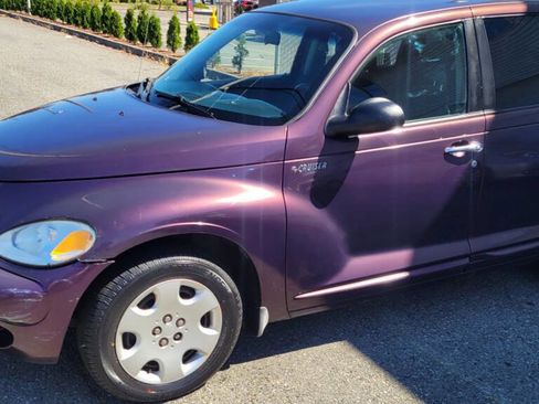 Used 2005 Chrysler PT Cruiser Touring image 2