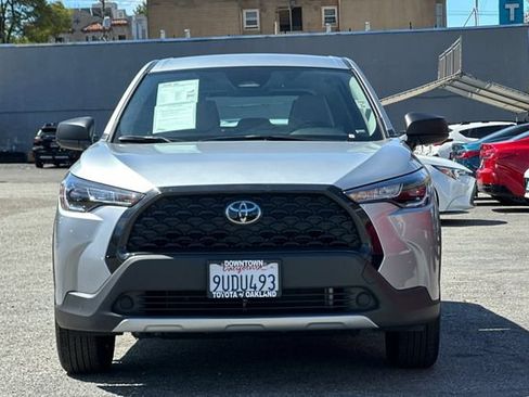 Used 2025 Toyota Corolla Cross L FWD image 9