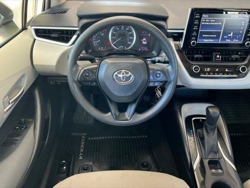 Certified 2020 Toyota Corolla LE FWD image 14