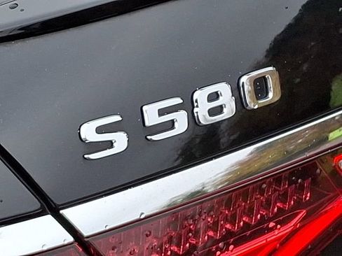 Used 2022 Mercedes-Benz S 580 4MATIC Sedan image 37