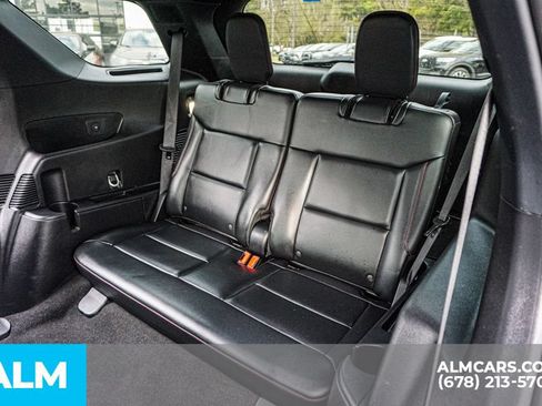Used 2025 Ford Explorer ST-Line AWD/4WD image 21