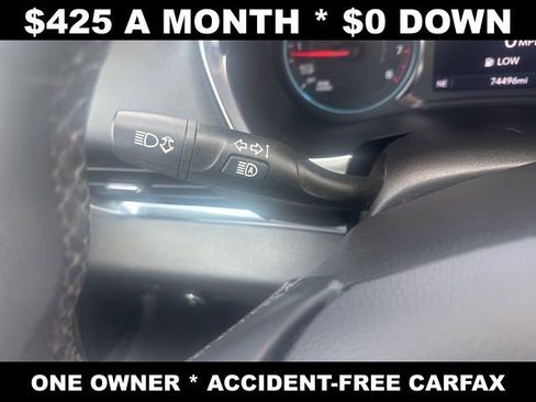 Used 2023 Chevrolet Traverse LT image 16