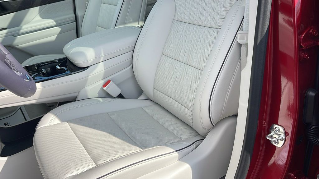 New 2027 Buick Enclave Avenir AWD/4WD image 14