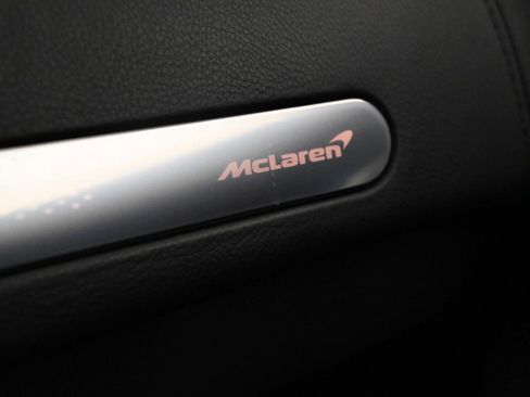 Used 2023 McLaren GT image 22