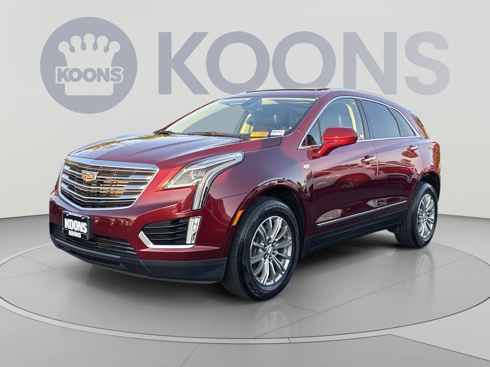 Used 2018 Cadillac XT5 Luxury w/ Driver Awareness Package AWD/4WD image 5