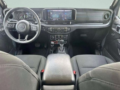 Used 2024 Jeep Wrangler Unlimited Rubicon 4xe AWD/4WD image 15