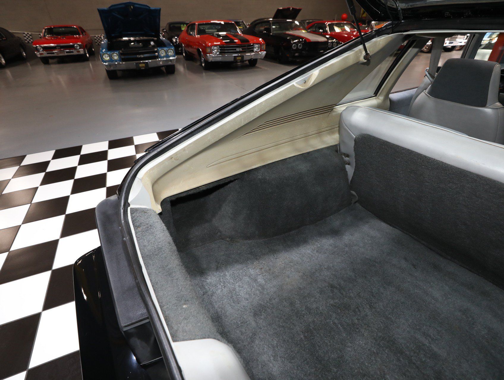 Used 1987 Dodge Charger Shelby FWD image 48