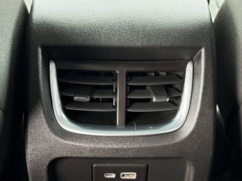 Used 2019 Chevrolet Blazer LT image 20