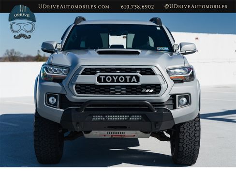 Used 2018 Toyota Tacoma TRD Sport w/ Technology Package image 20