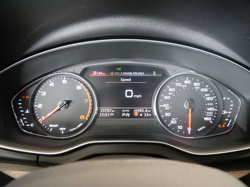 Used 2022 Audi Q5 2.0T Premium w/ Convenience Package image 16