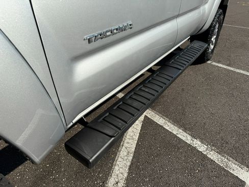 Used 2013 Toyota Tacoma 4x4 Access Cab V6 image 17