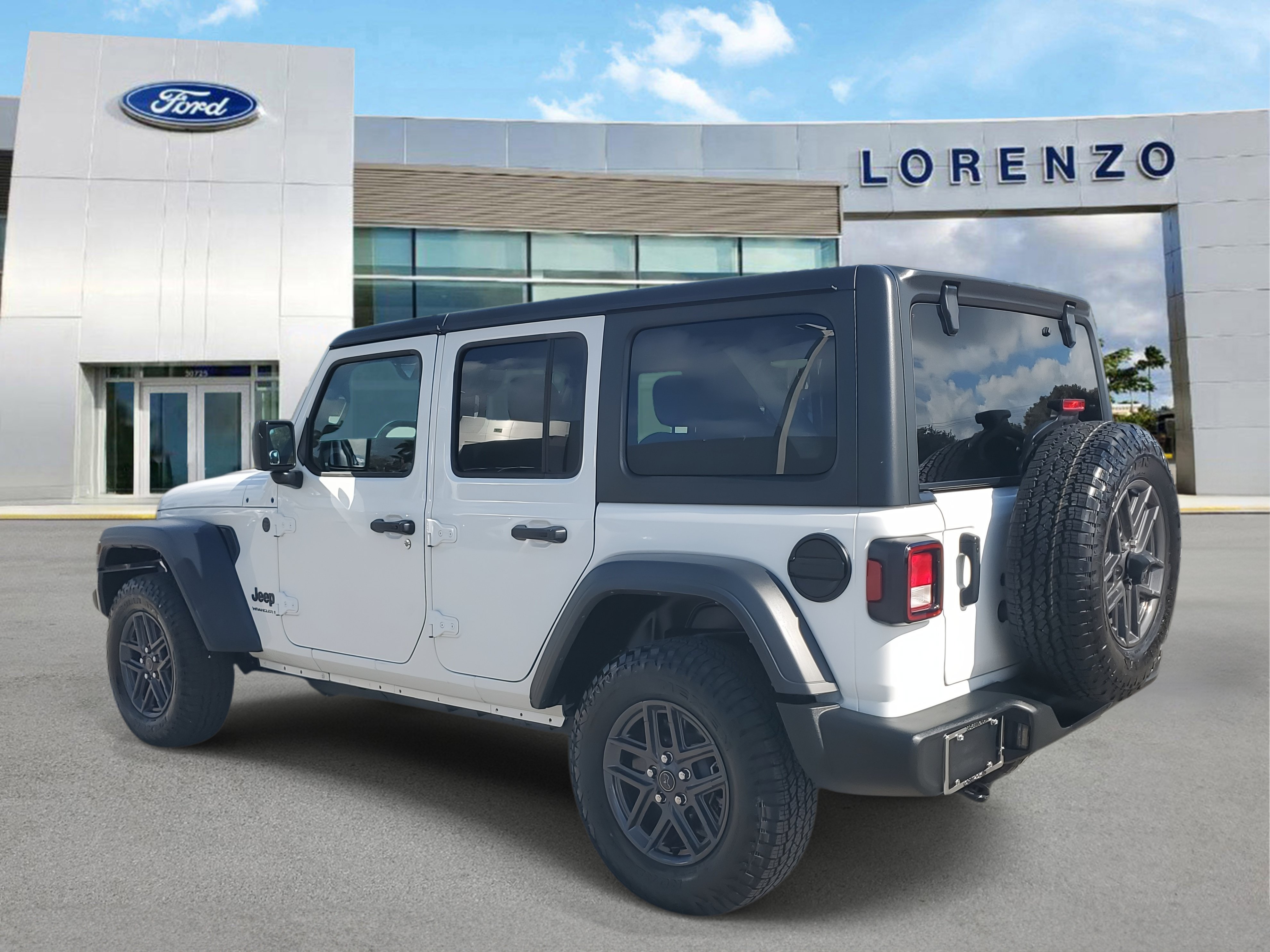 Used 2024 Jeep Wrangler Unlimited Sport AWD/4WD image 7