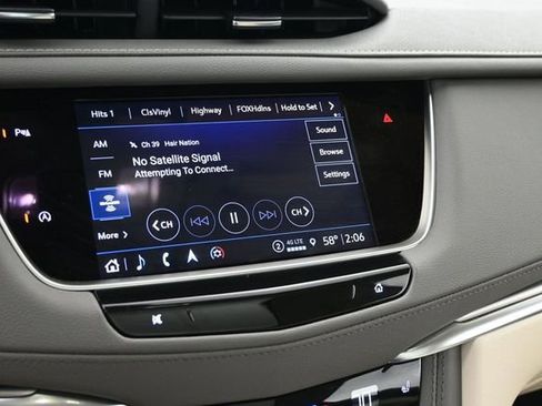 Used 2025 Cadillac XT5 Premium Luxury AWD/4WD image 28