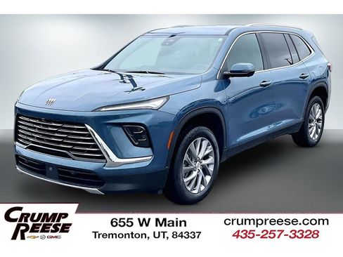 Used 2025 Buick Enclave Preferred AWD/4WD image 1