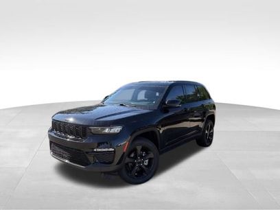 Used 2023 Jeep Grand Cherokee Limited w/ Black Appearance Package