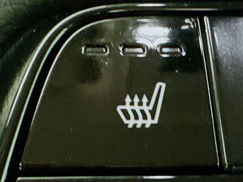 Used 2024 Honda Pilot Touring image 27