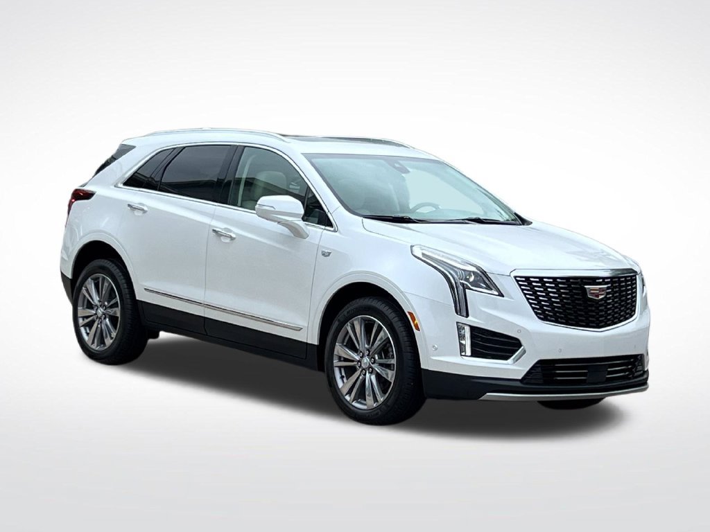 New 2026 Cadillac XT5 Premium Luxury w/ Driver Assist Package FWD image 3