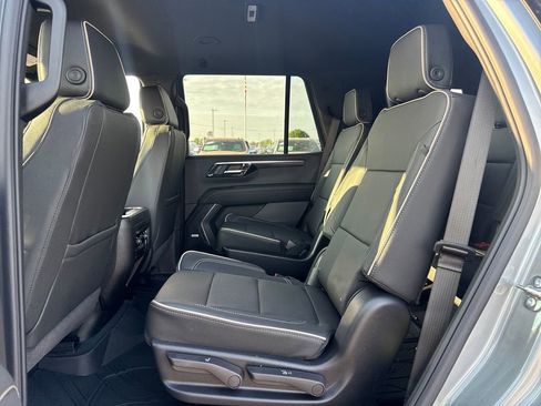 New 2026 Chevrolet Tahoe Premier AWD/4WD image 12