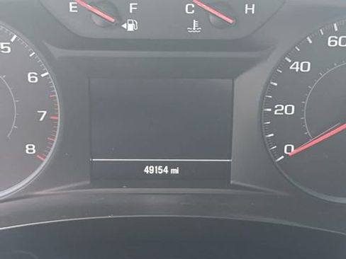 Used 2022 Chevrolet Traverse LS image 17