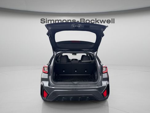 Used 2024 Subaru Crosstrek 2.0i Premium AWD/4WD image 8