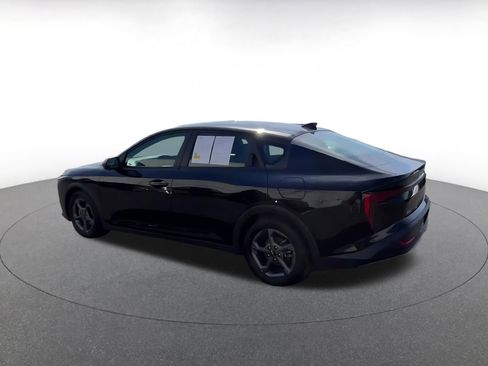 Used 2025 Kia K4 LXS image 10