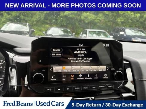 Used 2022 Nissan Pathfinder SL w/ SL Premium Package AWD/4WD image 14