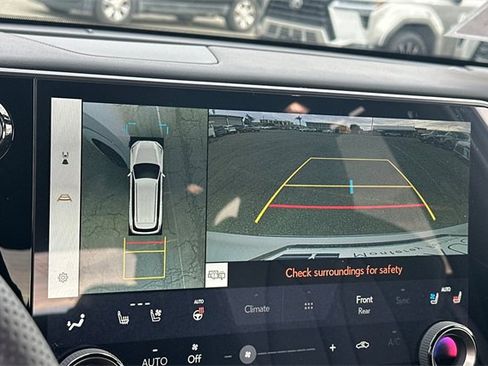 Used 2026 Lexus TX 500h AWD w/ Technology Package image 25