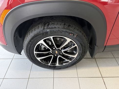 New 2026 Chevrolet TrailBlazer LT w/ Convenience Package AWD/4WD image 8