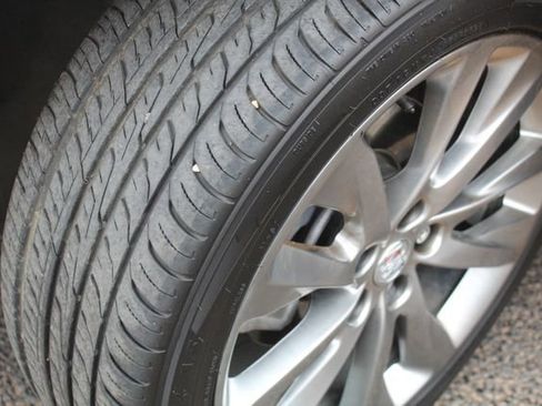 Used 2022 Buick Envision Avenir w/ Technology Package II FWD image 13