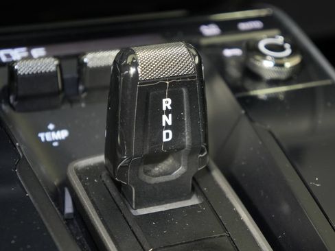 Certified 2020 Porsche 911 Carrera 4S AWD/4WD image 40